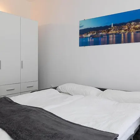 Xenia Apartament Novi Vinodolski
