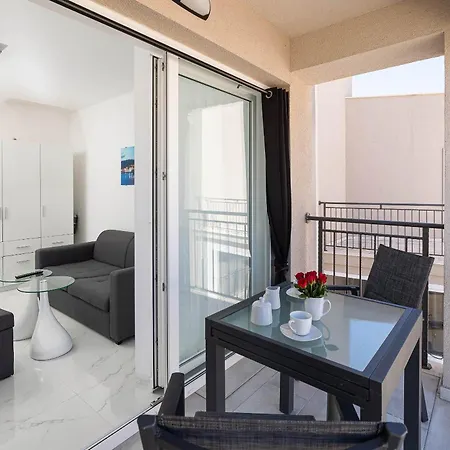 Apartament Xenia